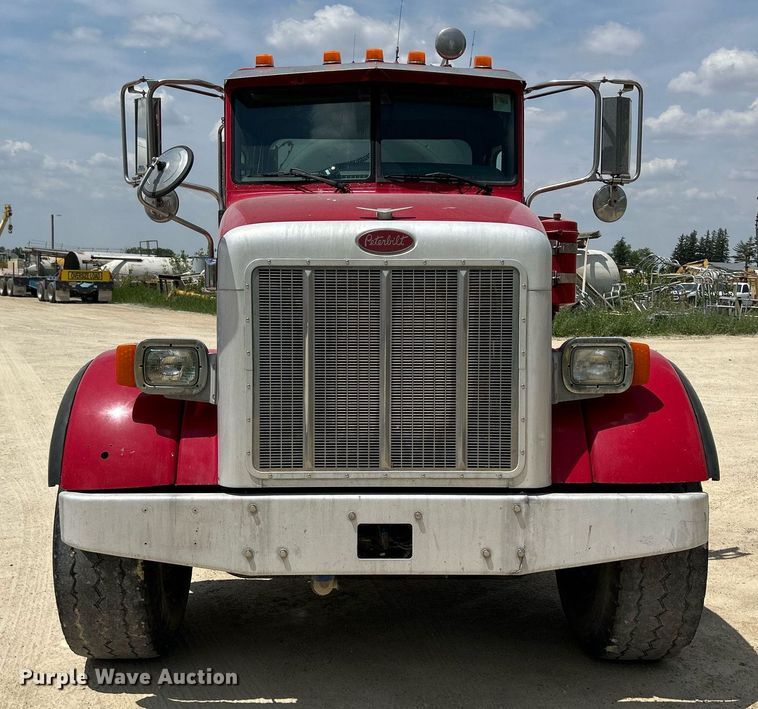 image for item DR4642 2007 Peterbilt 357  ready mix truck