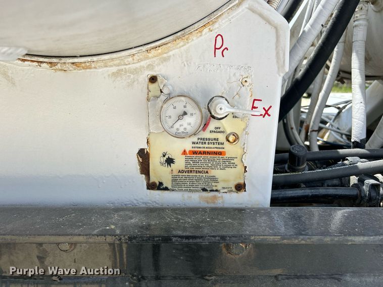 image for item DR4642 2007 Peterbilt 357  ready mix truck