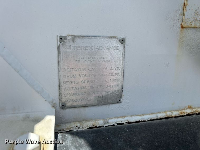 image for item DR4642 2007 Peterbilt 357  ready mix truck