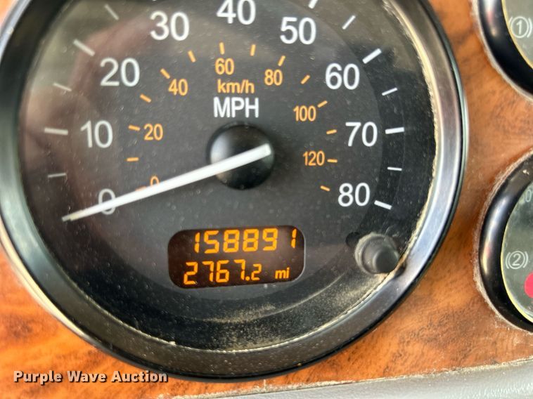 image for item DR4642 2007 Peterbilt 357  ready mix truck