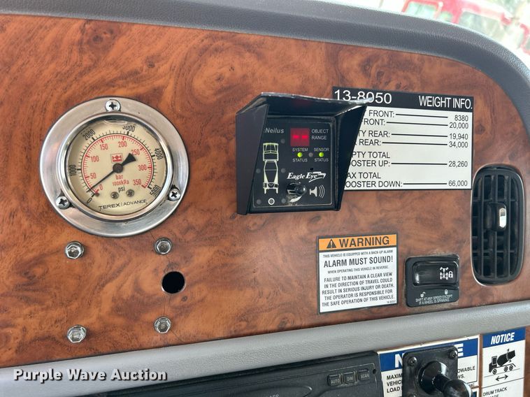 image for item DR4642 2007 Peterbilt 357  ready mix truck