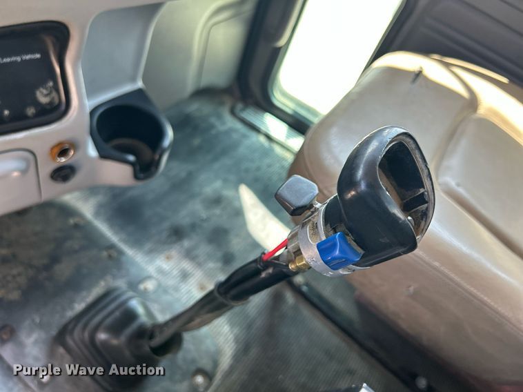 image for item DR4642 2007 Peterbilt 357  ready mix truck