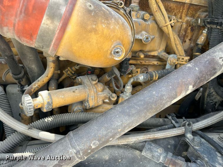 image for item DR4642 2007 Peterbilt 357  ready mix truck