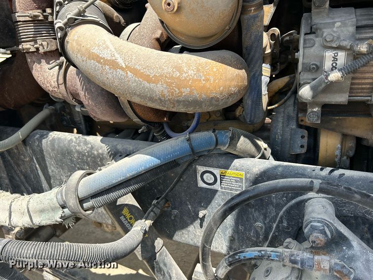 image for item DR4642 2007 Peterbilt 357  ready mix truck