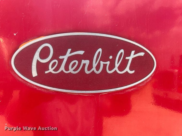 image for item DR4642 2007 Peterbilt 357  ready mix truck