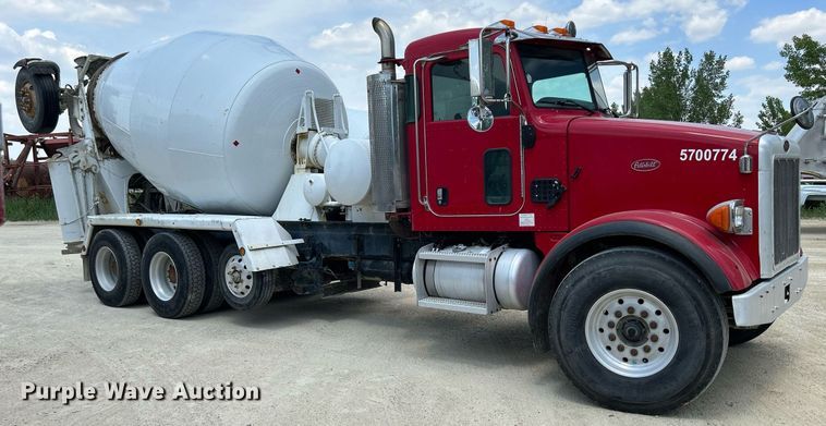 image for item DR4643 2007 Peterbilt 357  ready mix truck