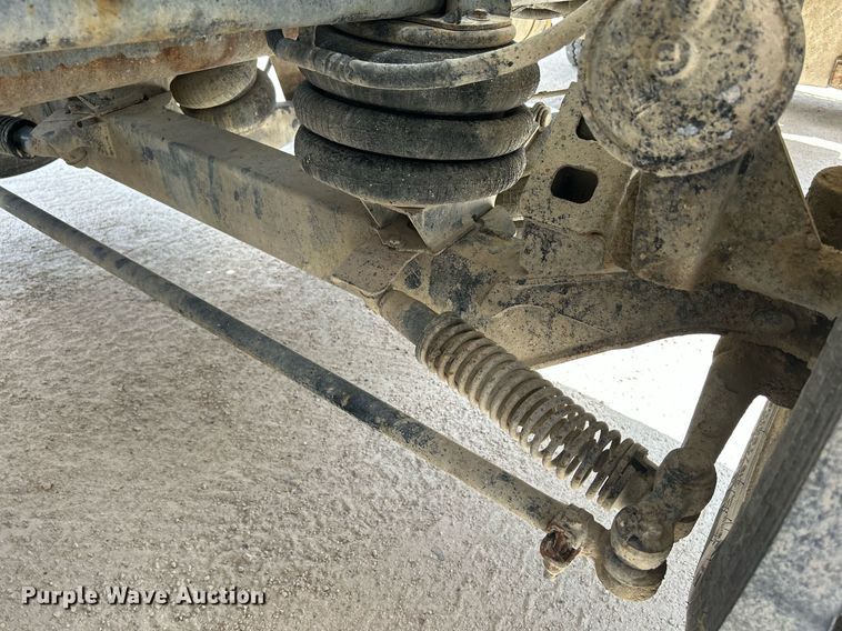 image for item DR4643 2007 Peterbilt 357  ready mix truck