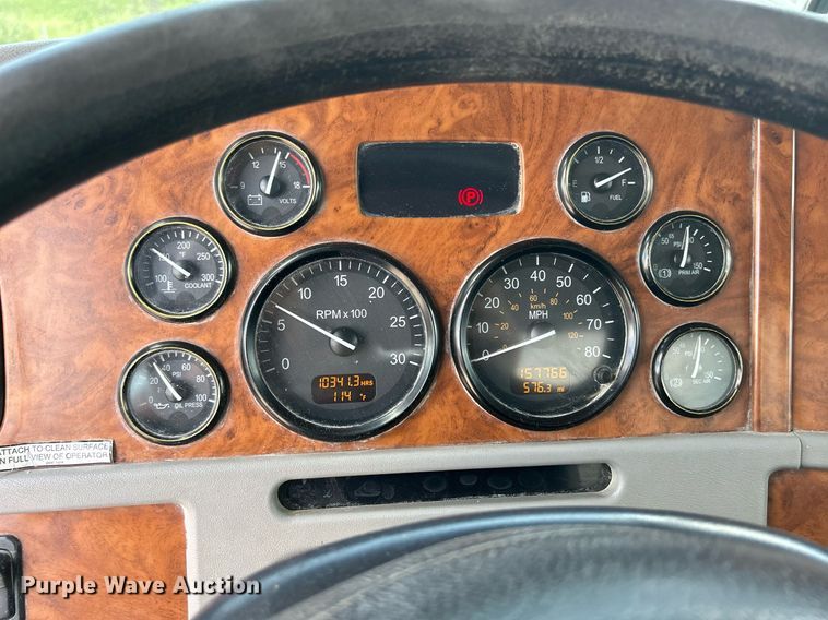 image for item DR4643 2007 Peterbilt 357  ready mix truck