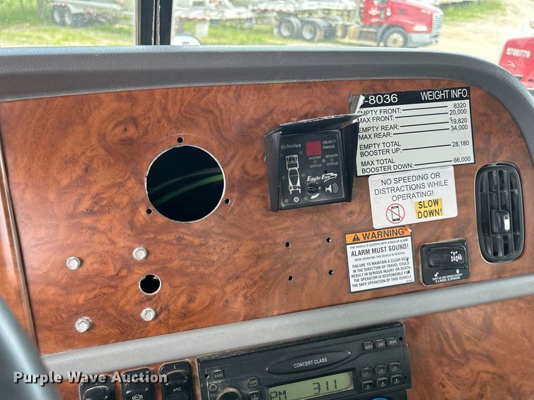 image for item DR4643 2007 Peterbilt 357  ready mix truck