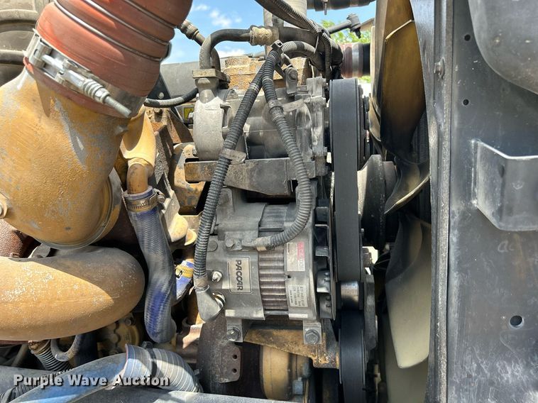 image for item DR4643 2007 Peterbilt 357  ready mix truck