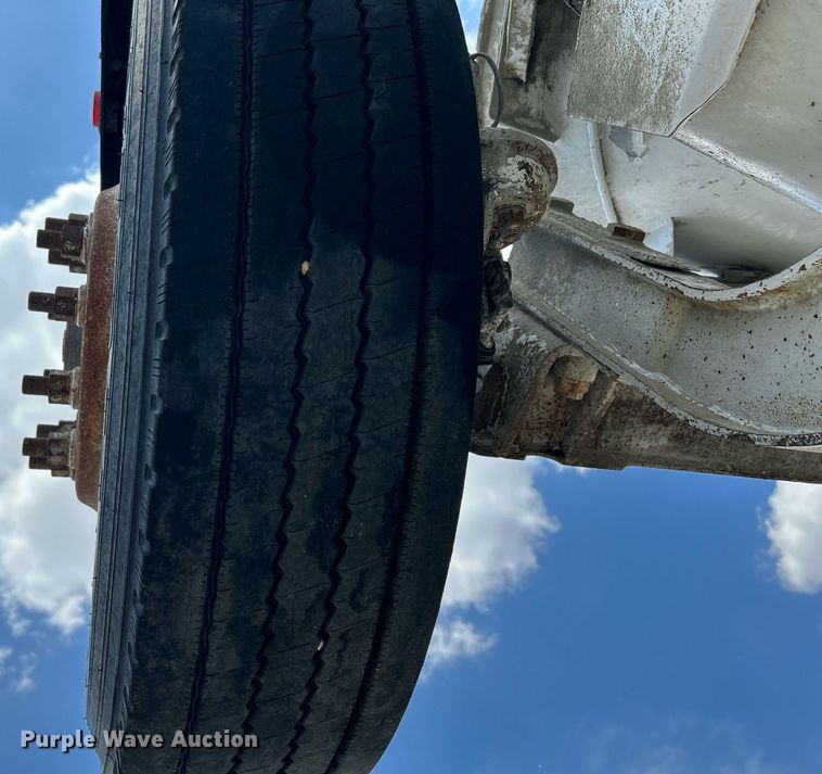 image for item DR4643 2007 Peterbilt 357  ready mix truck