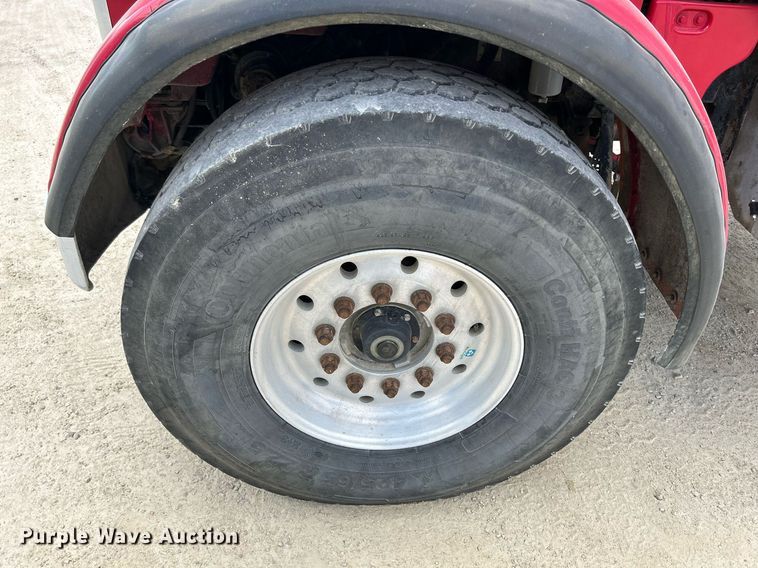 image for item DR4643 2007 Peterbilt 357  ready mix truck