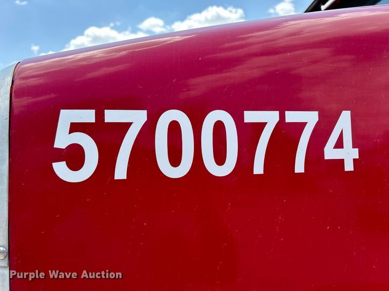 image for item DR4643 2007 Peterbilt 357  ready mix truck