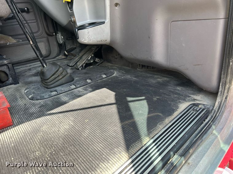 image for item DR4644 2007 Peterbilt 357  ready mix truck