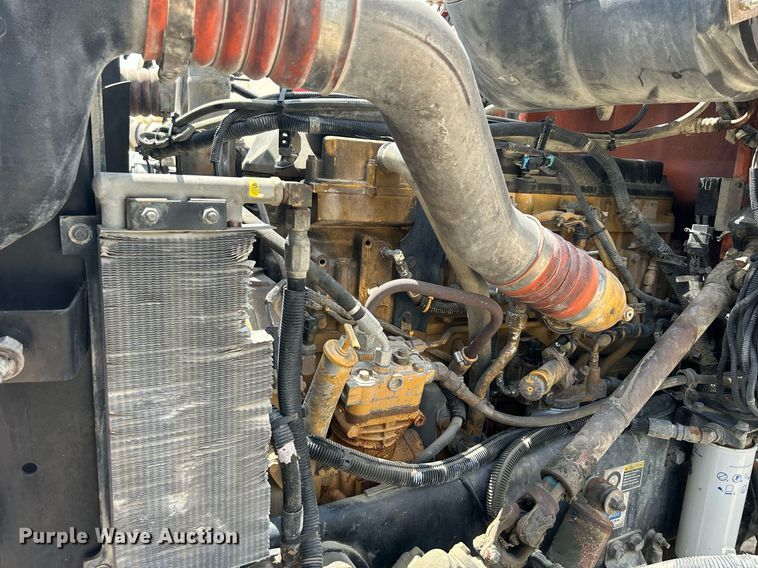 image for item DR4644 2007 Peterbilt 357  ready mix truck