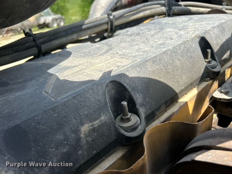 image for item DR4644 2007 Peterbilt 357  ready mix truck