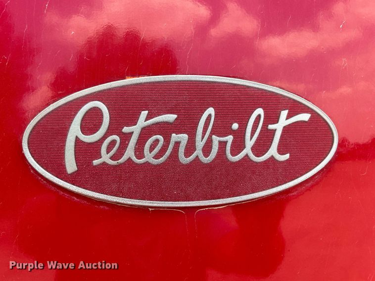 image for item DR4644 2007 Peterbilt 357  ready mix truck