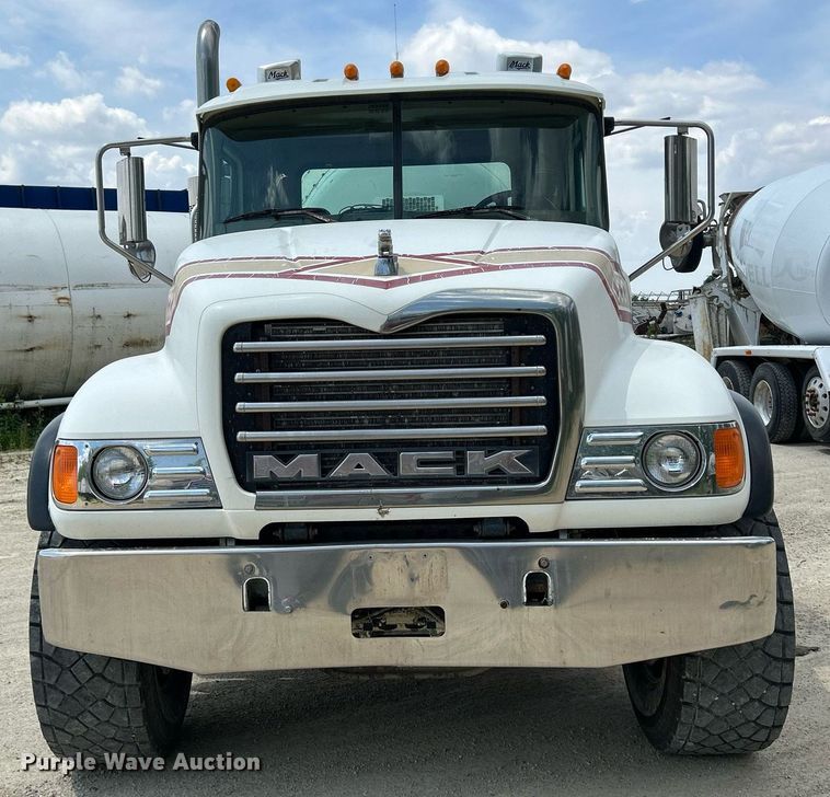 image for item DR4645 2007 Mack CV513 Granite  ready mix truck