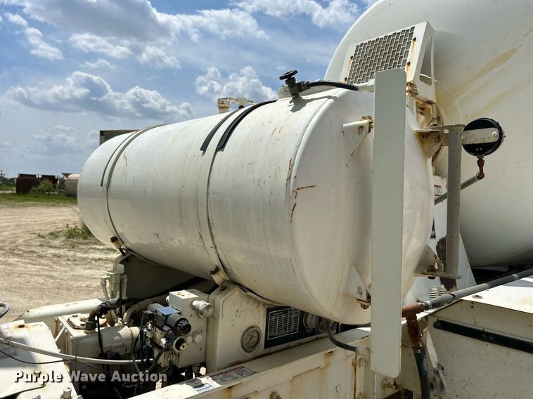 image for item DR4645 2007 Mack CV513 Granite  ready mix truck