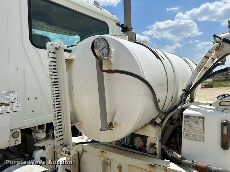 image for item DR4645 2007 Mack CV513 Granite  ready mix truck