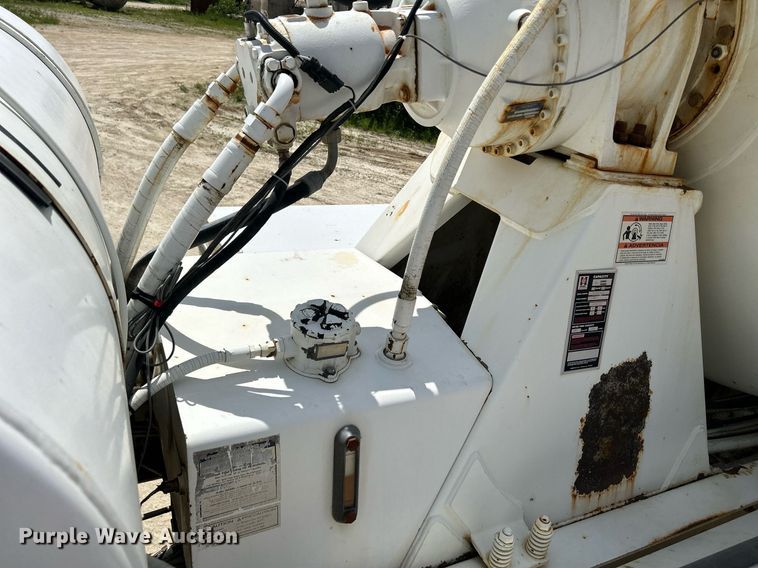 image for item DR4645 2007 Mack CV513 Granite  ready mix truck