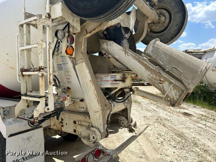 image for item DR4645 2007 Mack CV513 Granite  ready mix truck