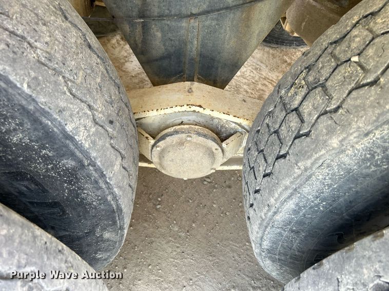 image for item DR4645 2007 Mack CV513 Granite  ready mix truck