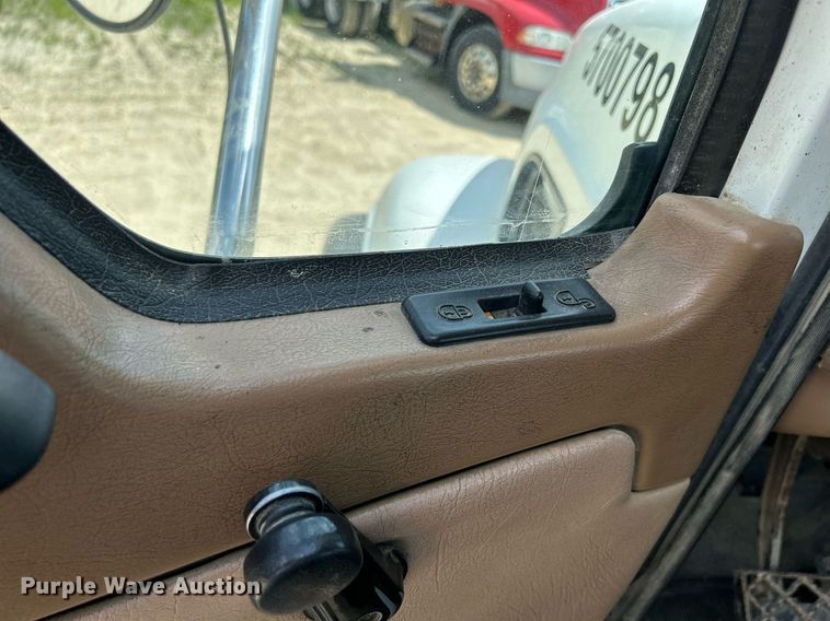 image for item DR4645 2007 Mack CV513 Granite  ready mix truck