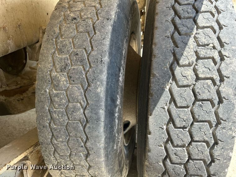 image for item DR4645 2007 Mack CV513 Granite  ready mix truck