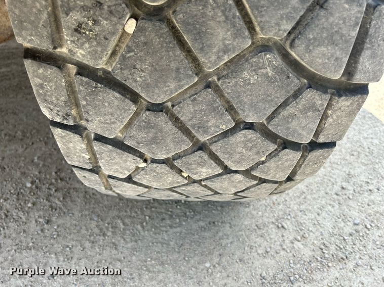 image for item DR4645 2007 Mack CV513 Granite  ready mix truck