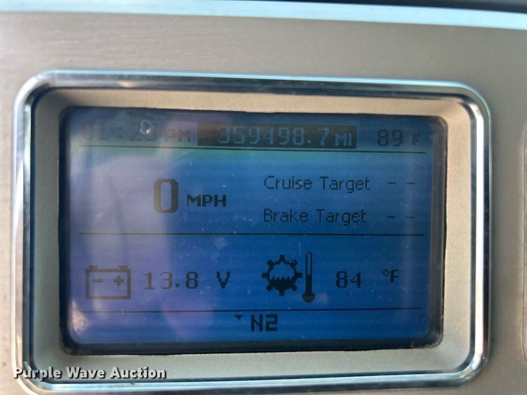 image for item DR4646 2016 Mack CXU613  semi truck