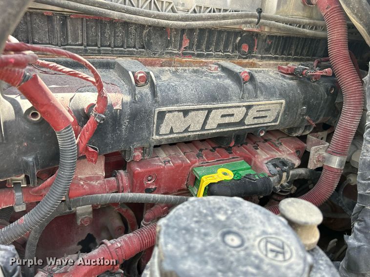 image for item DR4646 2016 Mack CXU613  semi truck