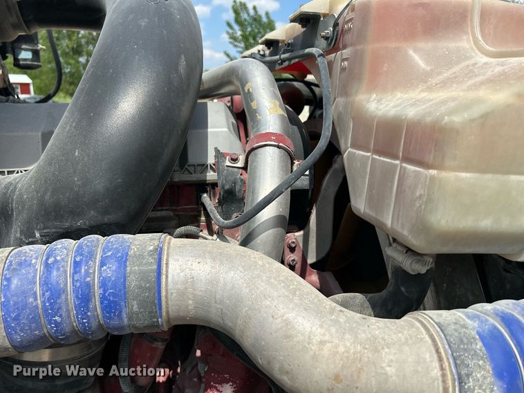 image for item DR4646 2016 Mack CXU613  semi truck