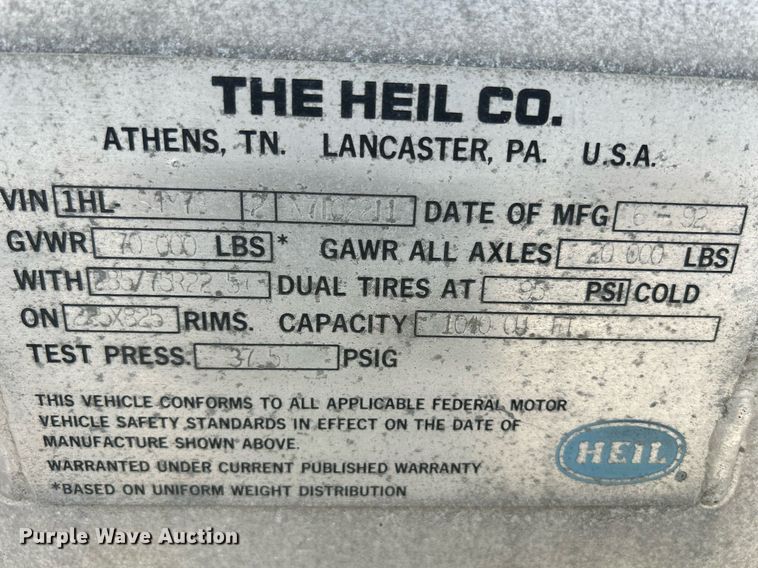 image for item DR4647 1992 Heil  pneumatic dry bulk trailer