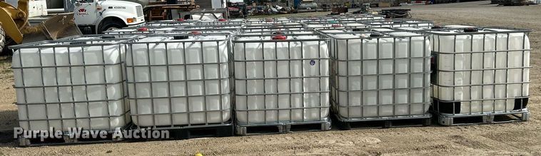 image for item DR4648 (10) poly totes