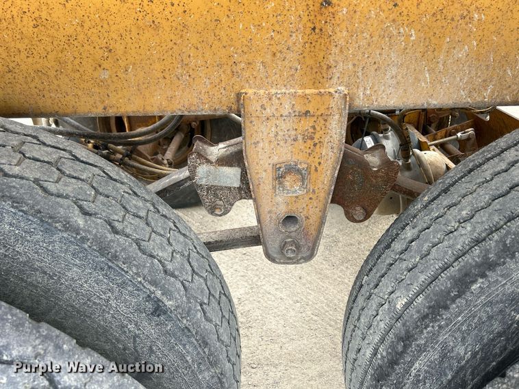 image for item DR4652 2000 Trail King TK54BBU-432  bottom dump trailer