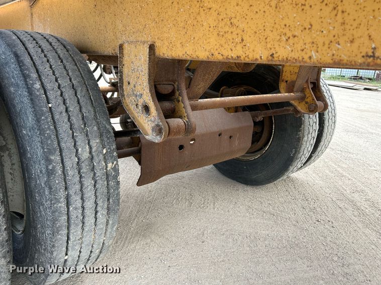 image for item DR4652 2000 Trail King TK54BBU-432  bottom dump trailer