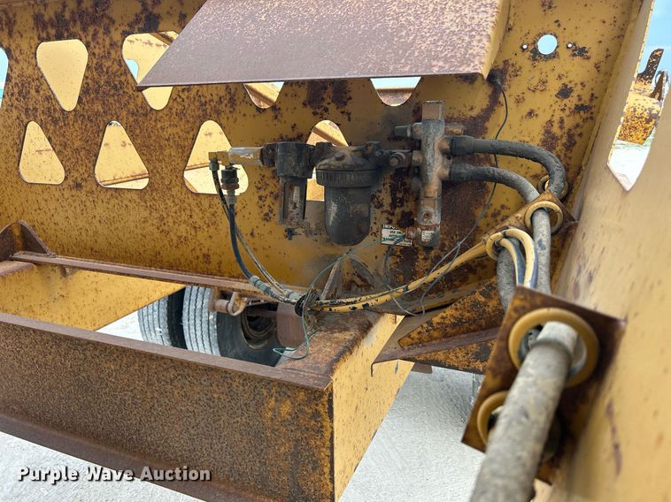 image for item DR4652 2000 Trail King TK54BBU-432  bottom dump trailer