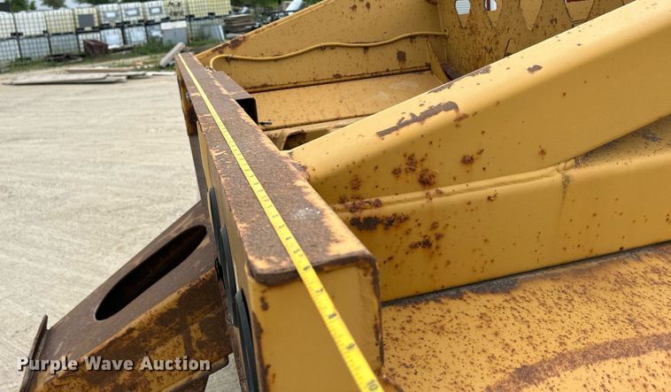 image for item DR4652 2000 Trail King TK54BBU-432  bottom dump trailer