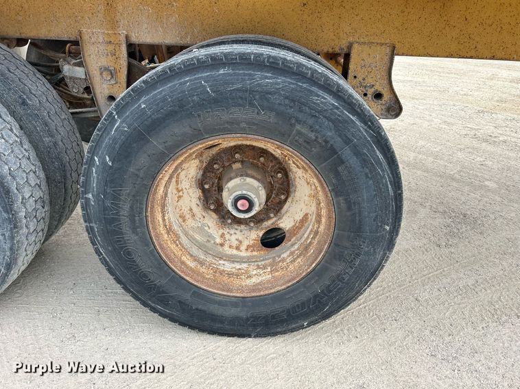 image for item DR4652 2000 Trail King TK54BBU-432  bottom dump trailer