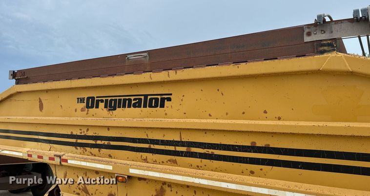 image for item DR4653 1995 Load King 2060-40-2  bottom dump trailer