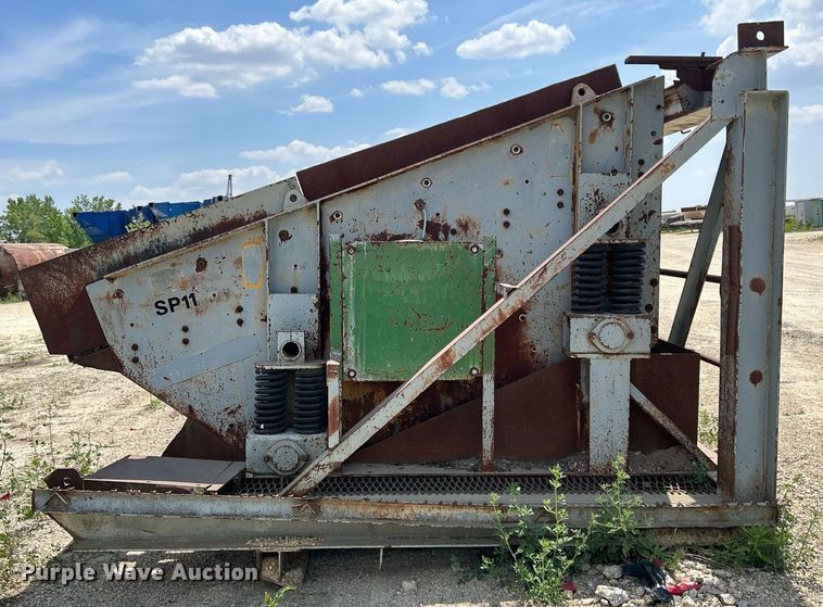 image for item DR4655 Allis Chalmers  screen