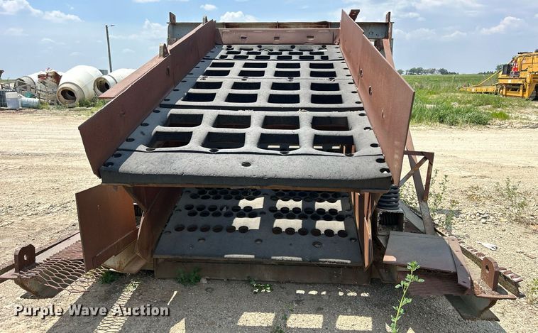 image for item DR4655 Allis Chalmers  screen