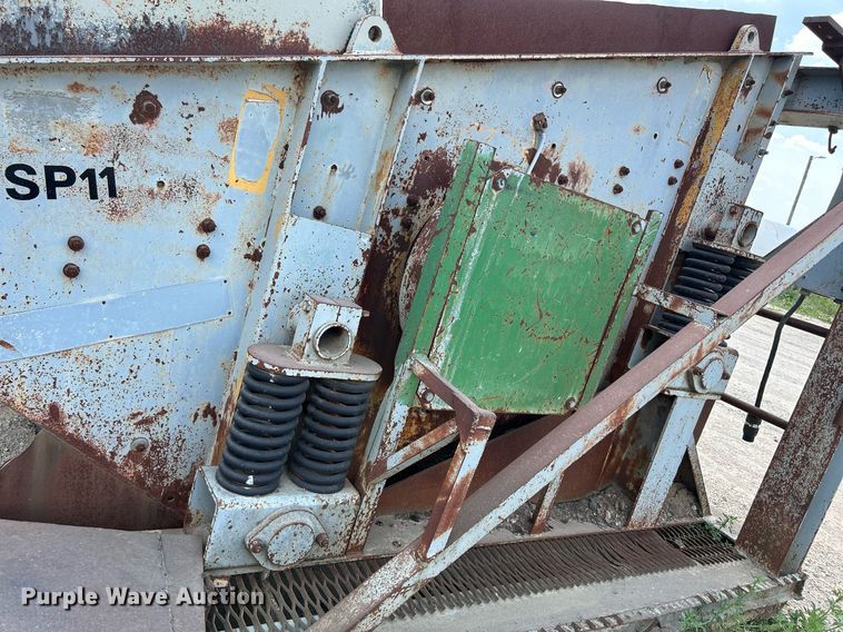 image for item DR4655 Allis Chalmers  screen