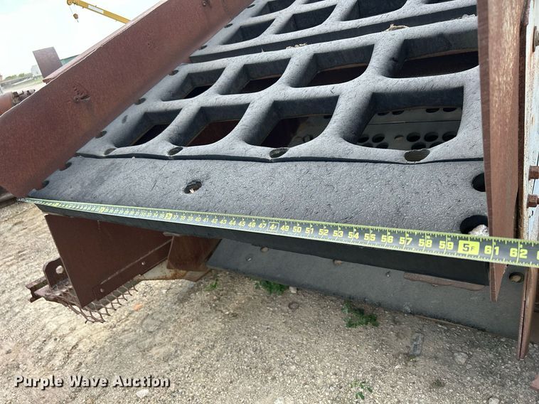 image for item DR4655 Allis Chalmers  screen