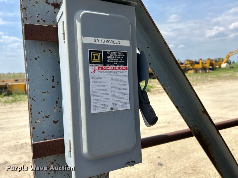 image for item DR4655 Allis Chalmers  screen