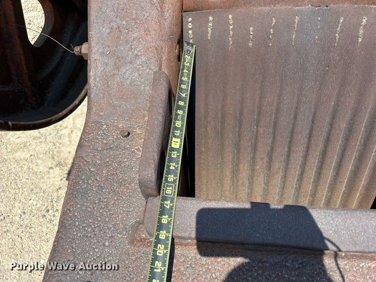 image for item DR4656 Universal Crusher  jaw crusher