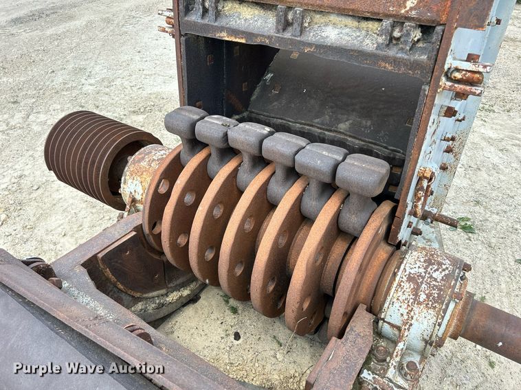 image for item DR4658 Cedarapids  hammer mill