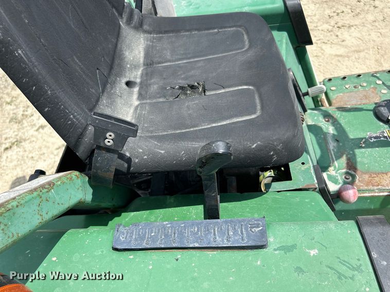 image for item DR4659 1997 John Deere 855  tractor