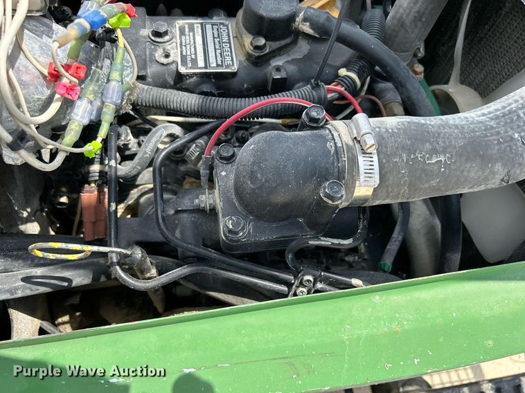 image for item DR4659 1997 John Deere 855  tractor